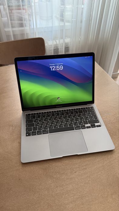 Macbook Air M1 2020 8/256