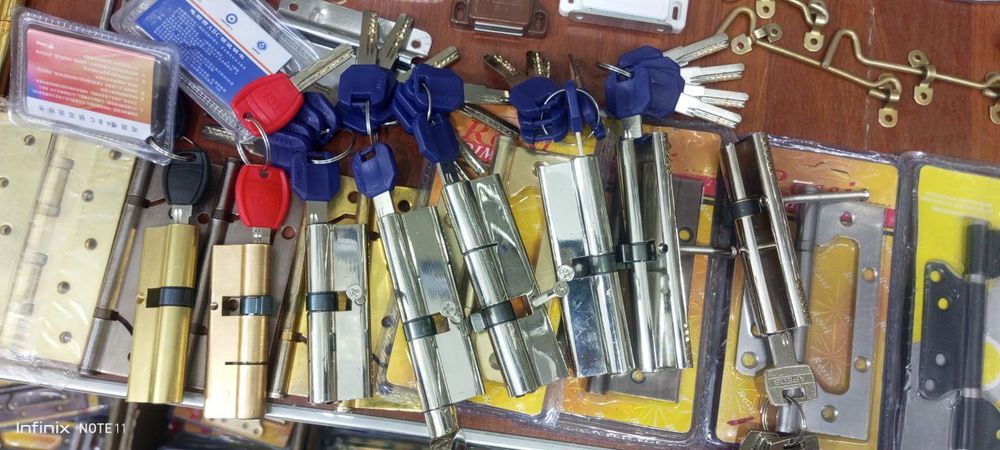 Замок очиш  ешик очиш 24/7   zamok ochish  eshik ochish 24/7 zamok oʻ