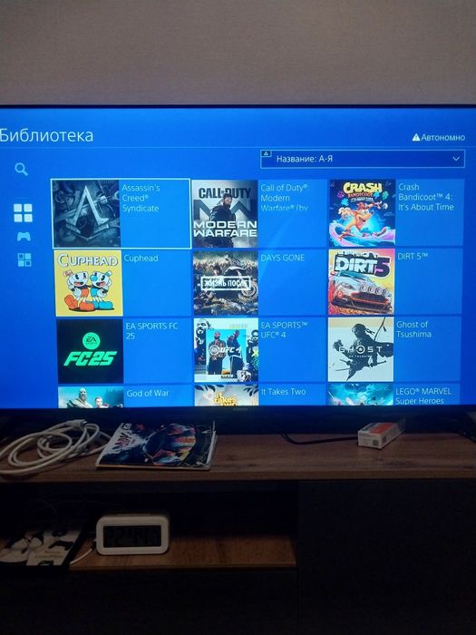 Продам Play Station 4 pro, 1 tb памяти (прошитая)