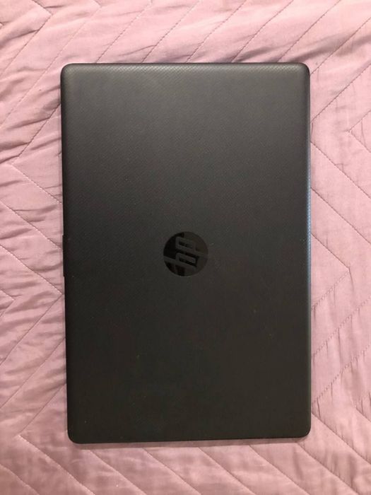 Ноутбук HP 15-db1093ur