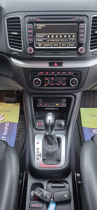 VOLKSWAGEN Sharan 2011 — imagine 5