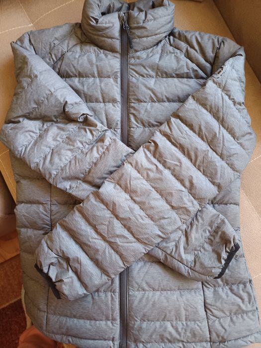 Дамско олекотено яке