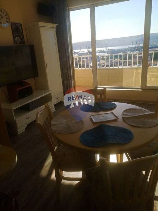 Продава се Тристаен апартамент в Варна, Операта - 105 кв.м за 2448 €/кв.м - Снимка #4