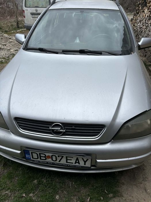 Opel astra h-an 2004-utilizat