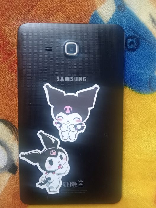 Продам на запчасти планшет