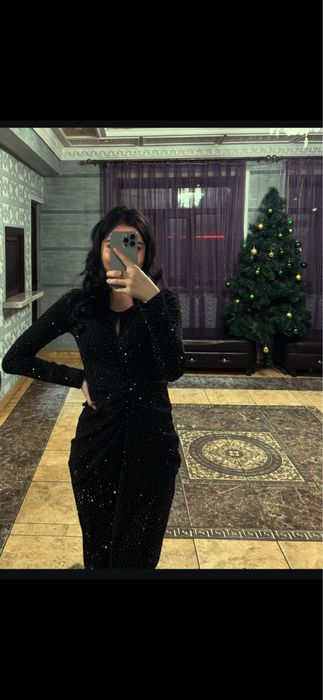 Платье в отличном состоянии
