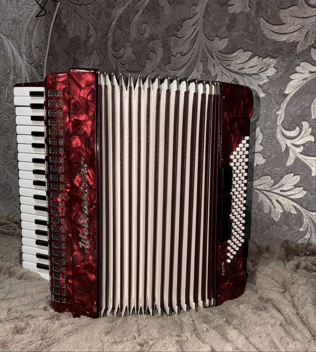Аккардеон (музыкальный инструмент)