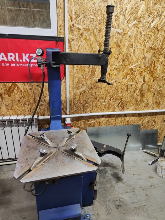 Шиномонтажный станок