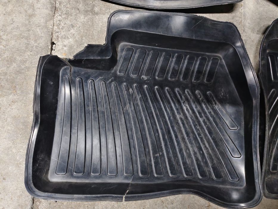 Коврики резиновые на приора priora