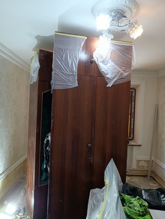 Stenka komplekt shkaflar sotiladi