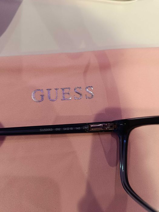 Диоптрични очила Guess