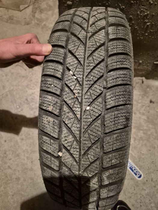 Зимни гуми Maxxis 165 60 14