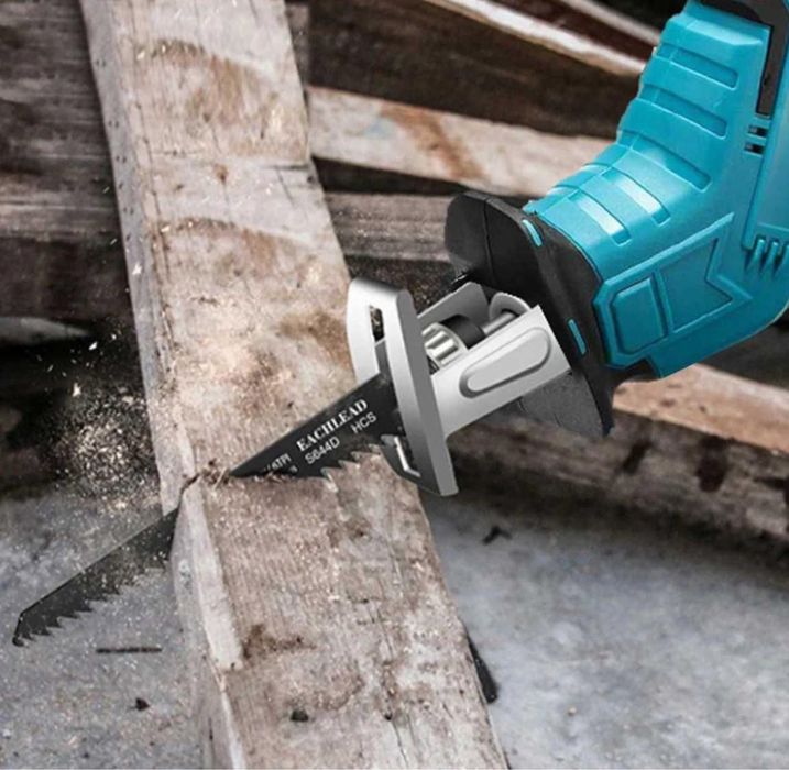 Fierastrau sabie 3000 RPM 2 Acumulatori 8 Panze lumina led  ABS/METAL