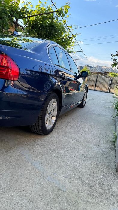 BMW 3 Series 2010 — imagine 3