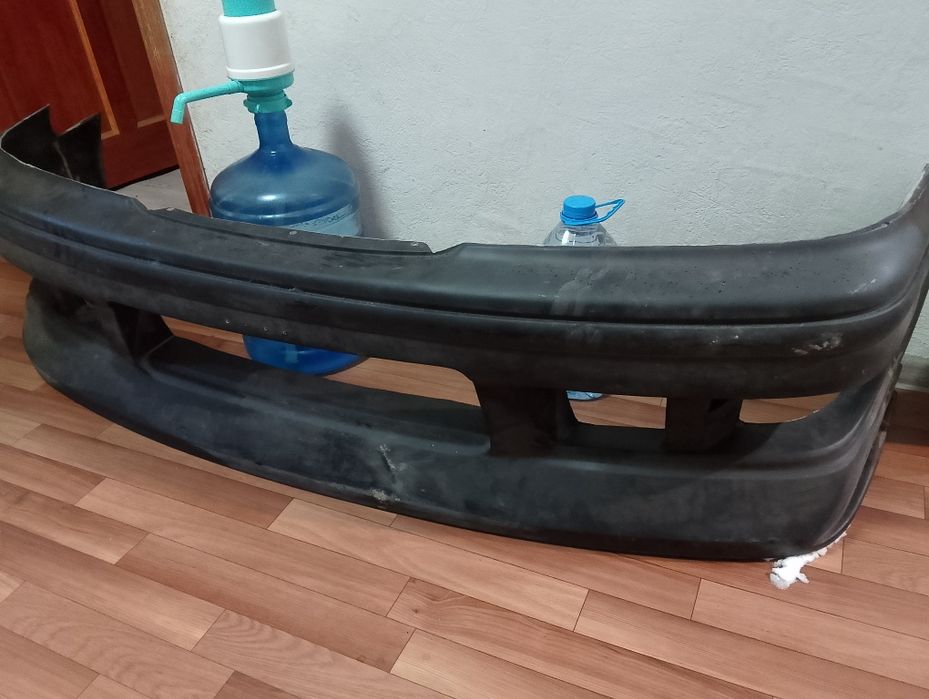 Продам Бампер передний