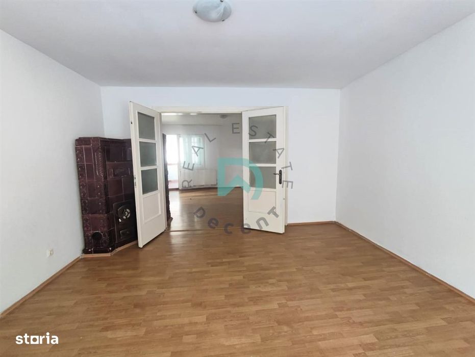 Potential Booking, zona  Schei, Brasov