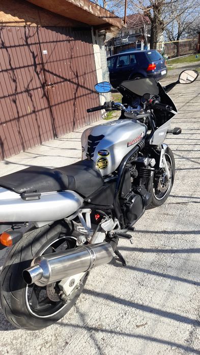 Vand Yamaha FZS 600
