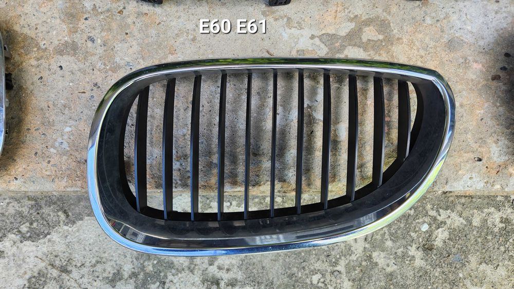 Grile nari BMW E60 E61 F30 F31 X5 E53 E81 E87