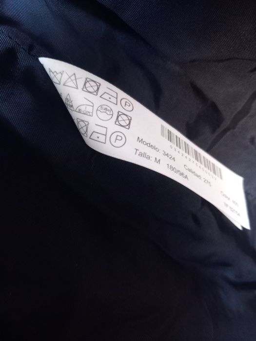 Vând palton massimo dutti