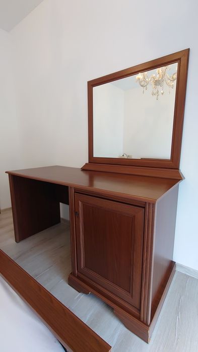 Диван спалня ,гардероб шкаф, бюро огледало, кухня, мебели - обзавежд