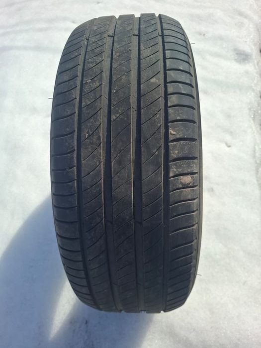 Резина почти новая ………..