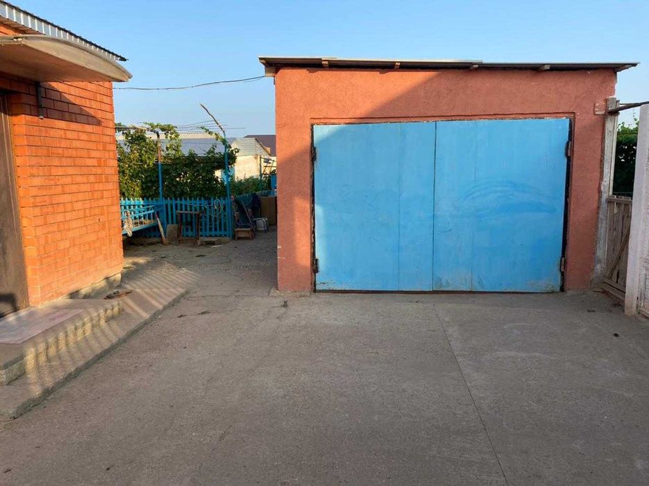 Отличные соседи, отличная цена.