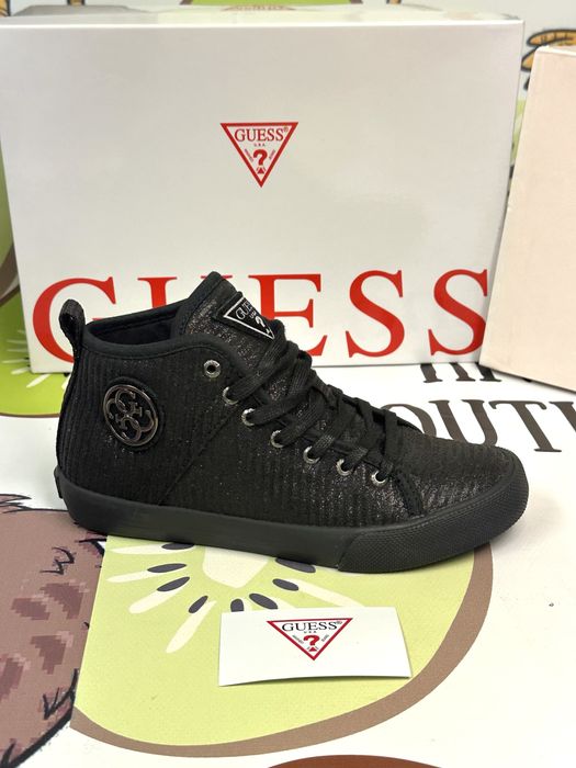 Сникърси маратонки GUESS Joel 36,38,39, 41
