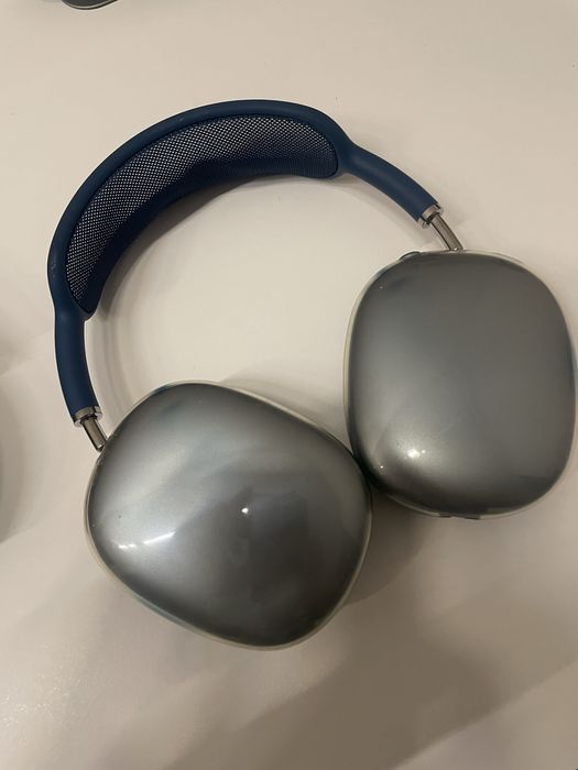 Airpods Max наушник