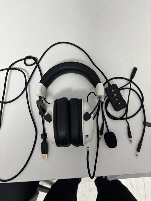 Игровые наушники