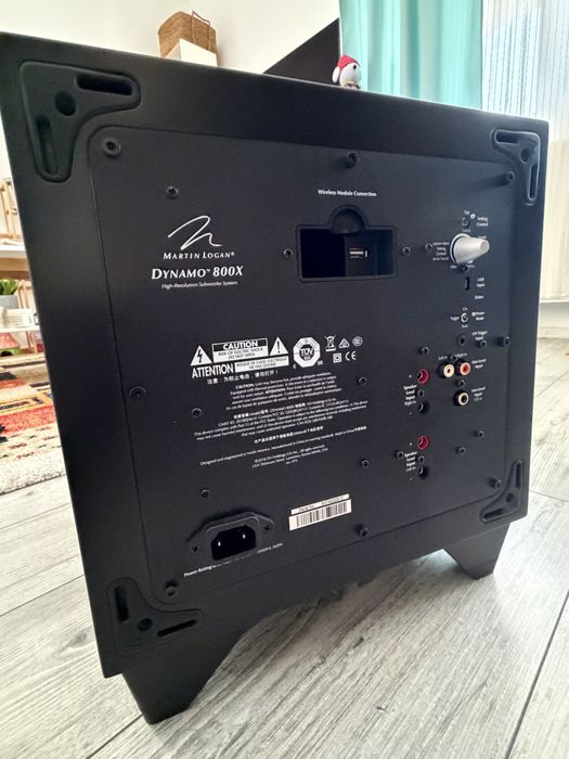 Subwoofer Martin Logan Dynamo 800x
