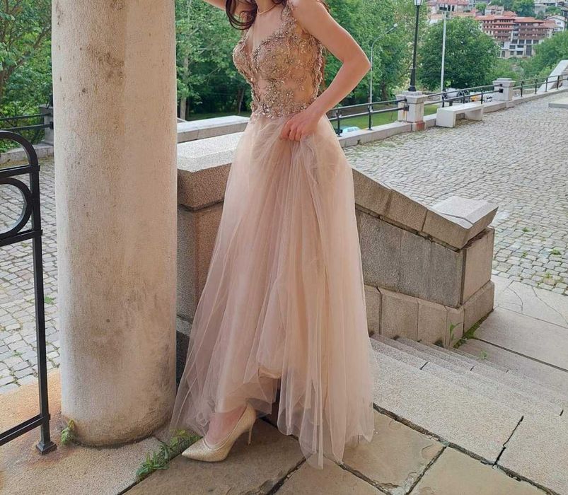 Абитуриенска Бална рокля