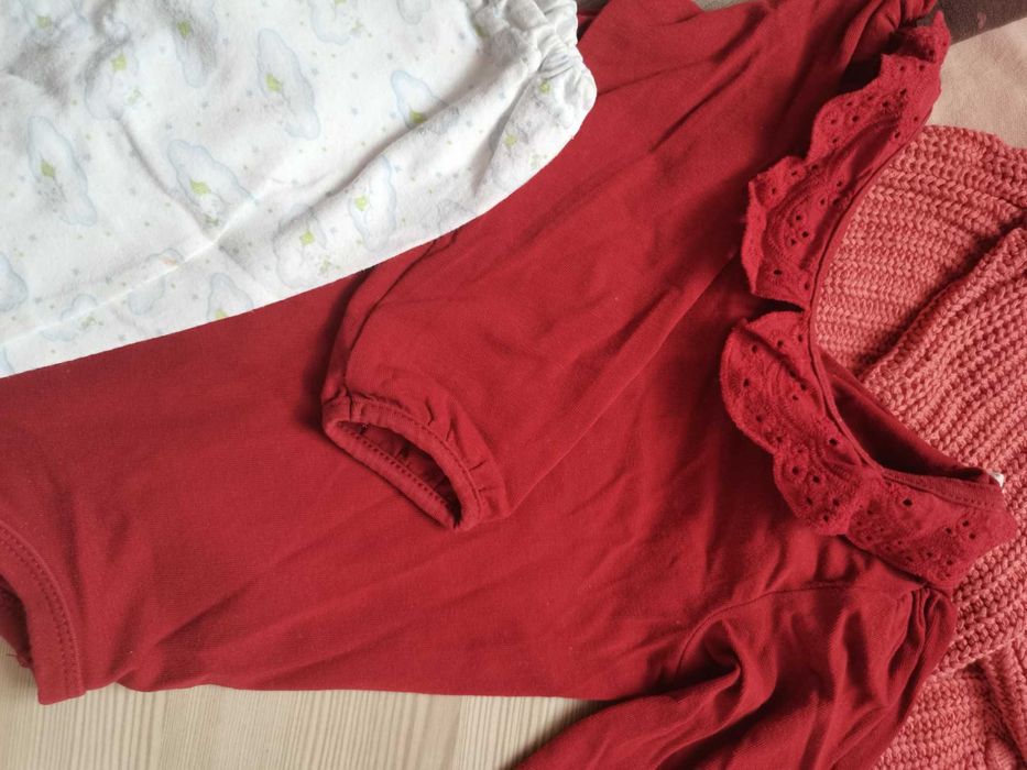 Set pantaloni + body + pulovăr mărimea 74