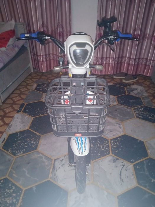 Продам скутер срочно