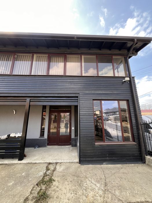 Ofer Clădire Spre Vânzare sau Închiriere, în Suceava-Burdujeni