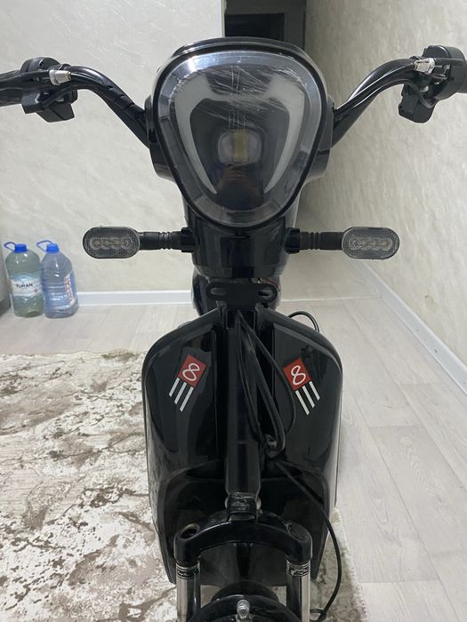 электроскутер SK8