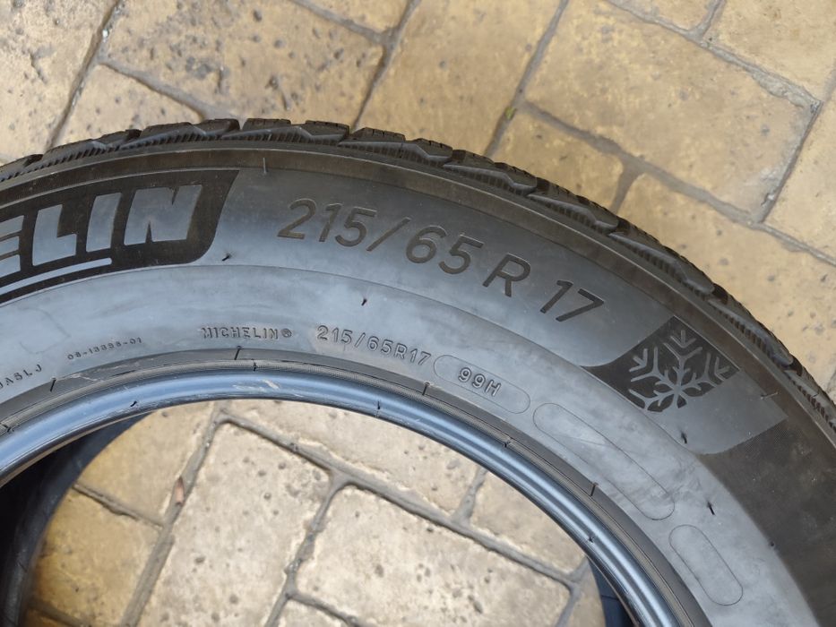 Зимни гуми Michelin 215/65R17  215/65/17