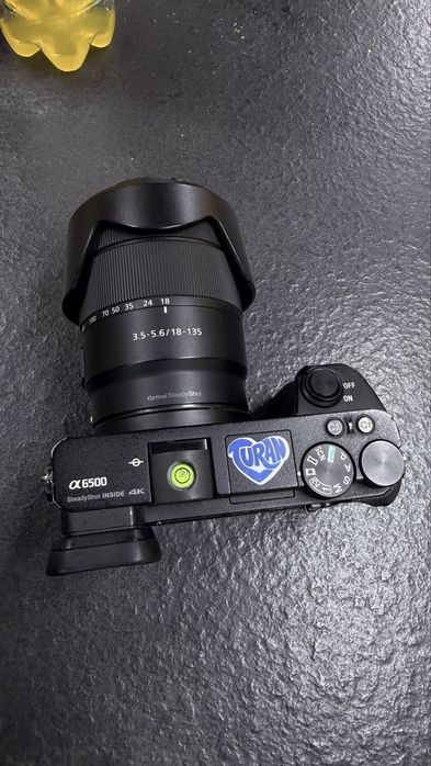 Продам Sony a6500 обьектив 18-135