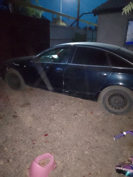 Продаю машину Ауди А6 С6