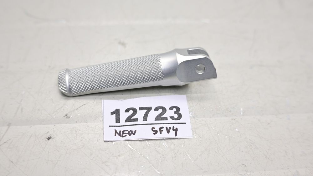 Scarita Peg Fata Dreapta Ducati Streetfigher V4 2018 - 2024