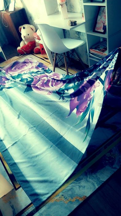 Продам шторы в отличном состоянии