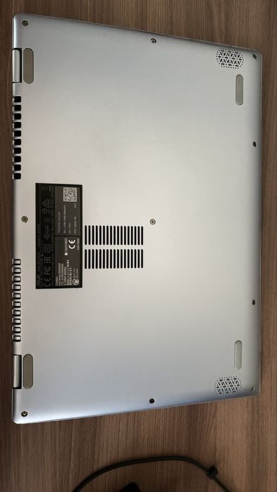 Ноутбук с сенсорным экраном