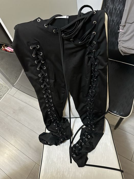 Изрязан секси панталон