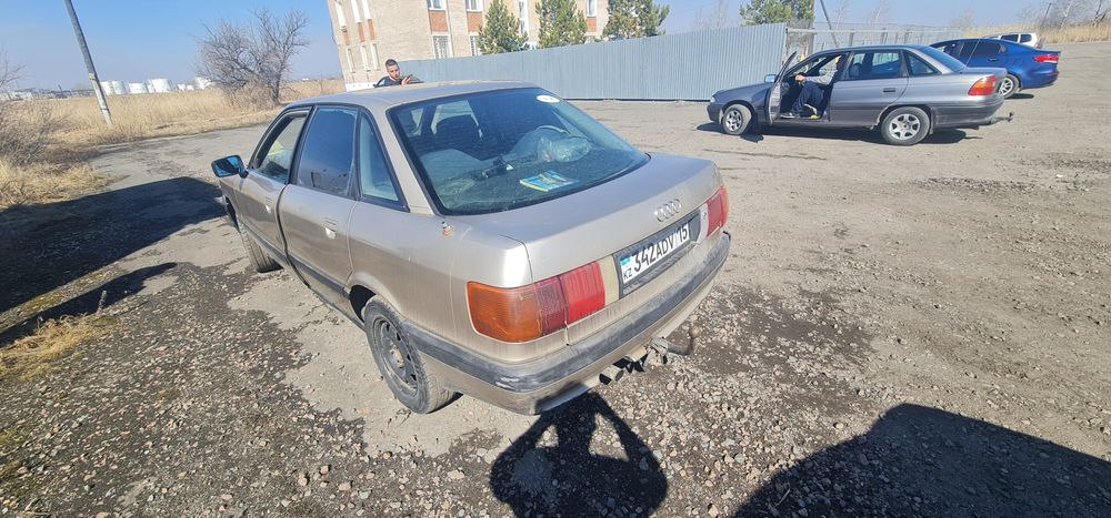 Продам ауди 80 б3