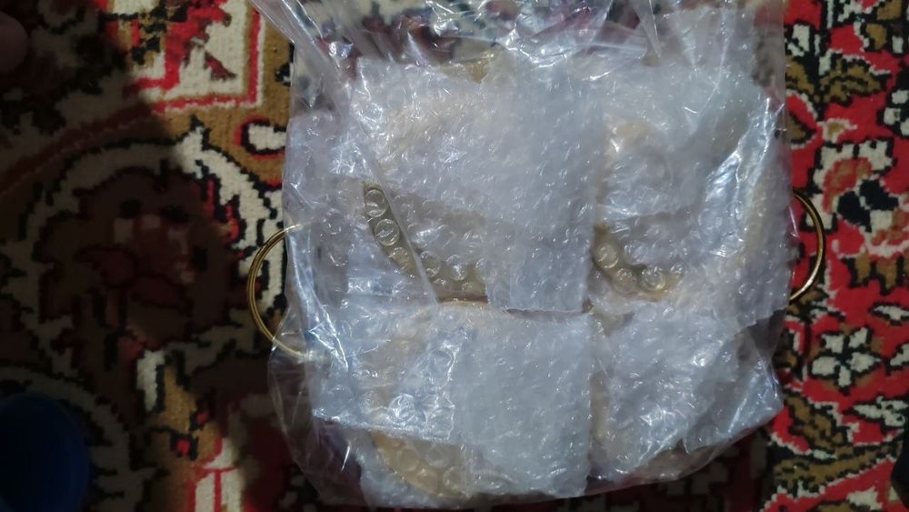 Набор стеклянных баночек с крышками и подставкой (4 шт)