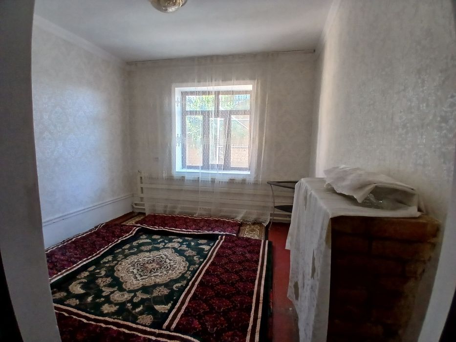 Компактный дом у речки
