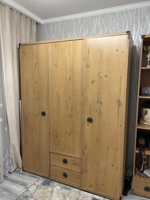 Комплект в детскую комнату