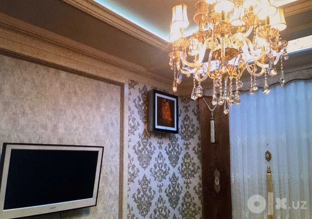 Сдаётся 4-комн ул. Фидокор, 180 м²