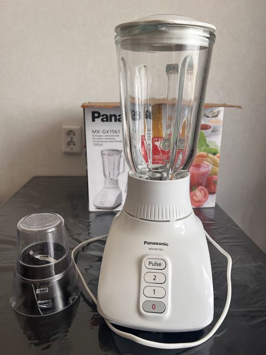 Продам блендер с мельничкой!