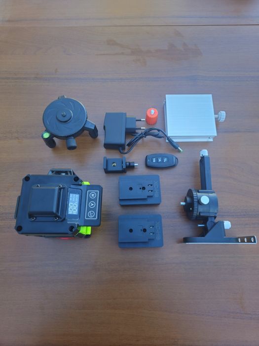 Лазерен нивелир Falans 4D 16 Линии