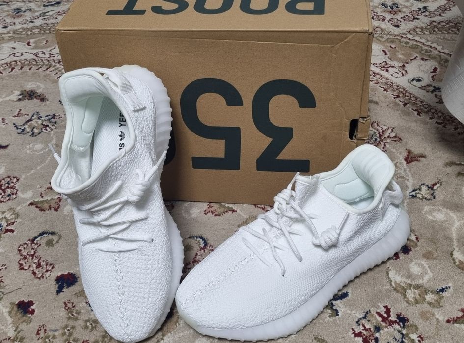 Yeesy boost 350 albi